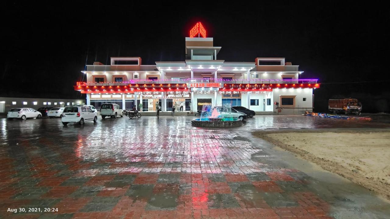 Kesar Hotel Viramgam Exteriér fotografie