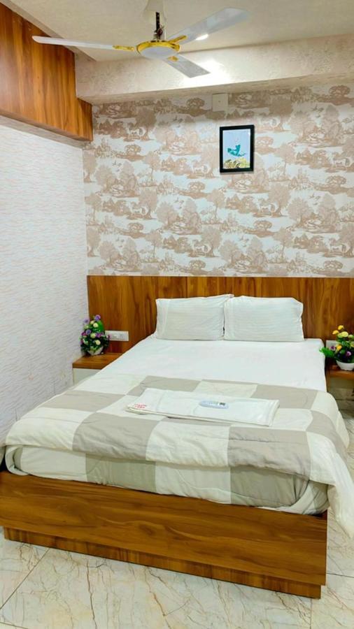 Kesar Hotel Viramgam Exteriér fotografie