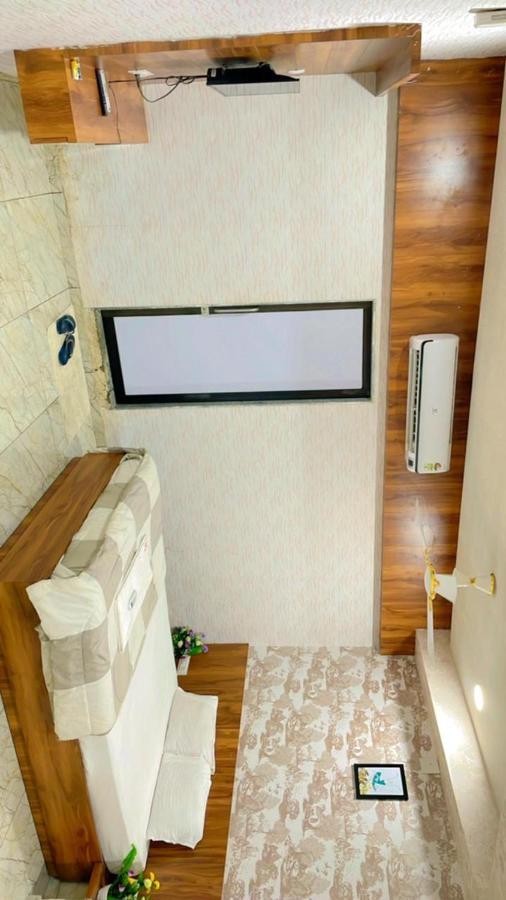 Kesar Hotel Viramgam Exteriér fotografie